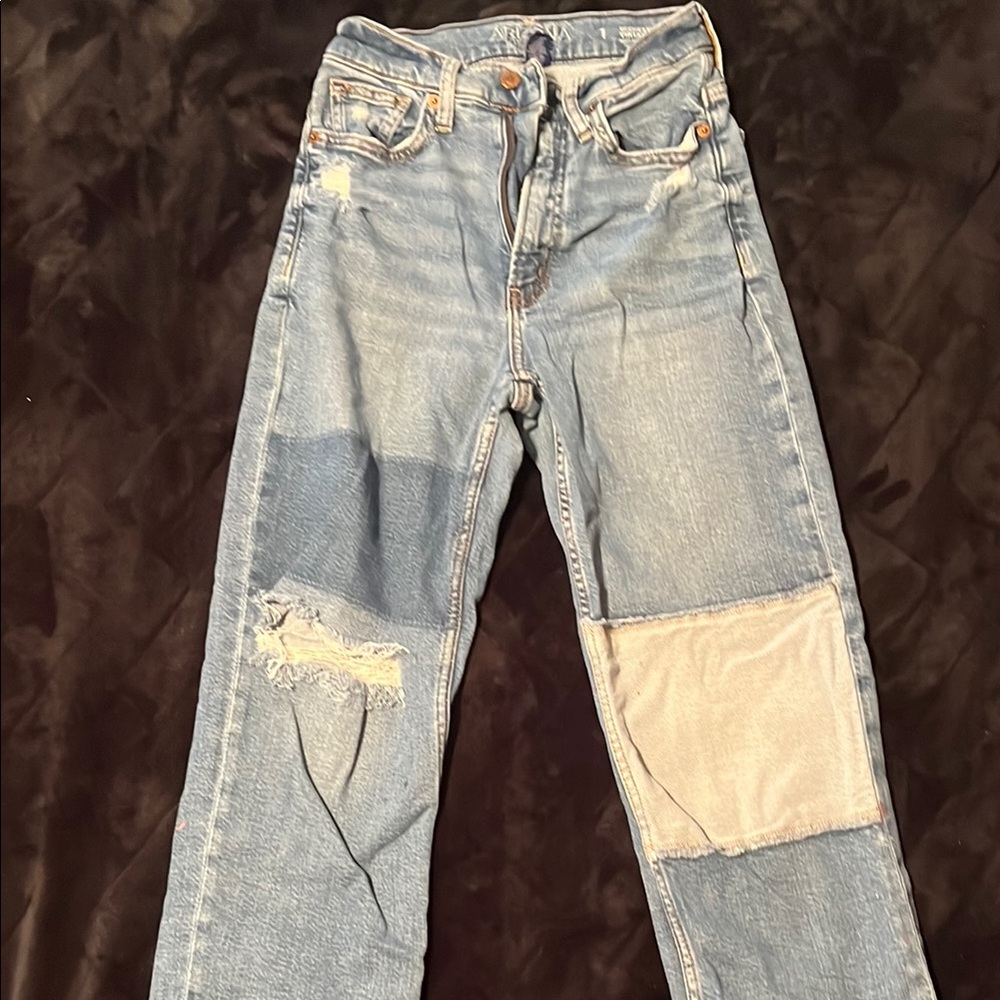 Arizona Jean Company Blue Boyfriend Jeans with Distressed Patchwork